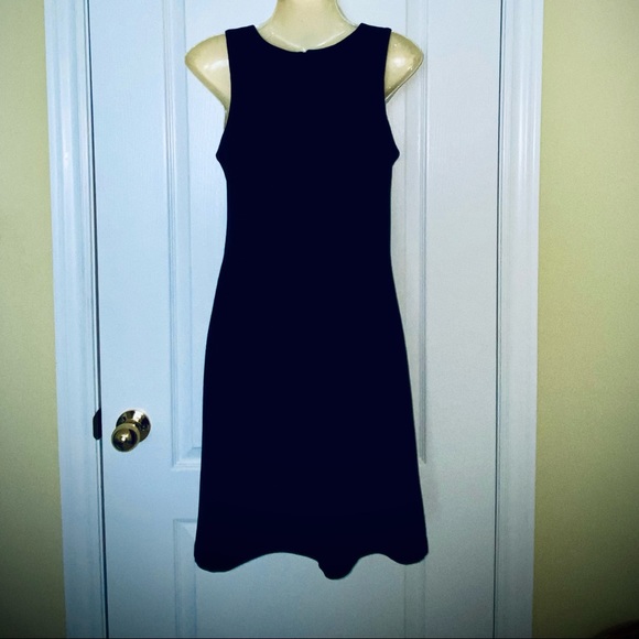 JACOB Littke Black Dress - Picture 2 of 5